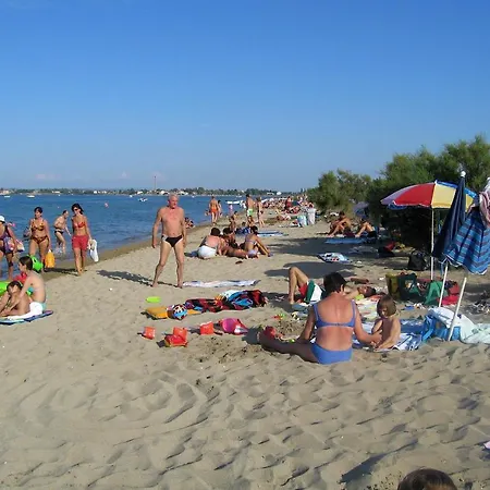 And With Hot Tub Nin, Zadar - 5858 بيت ضيافة