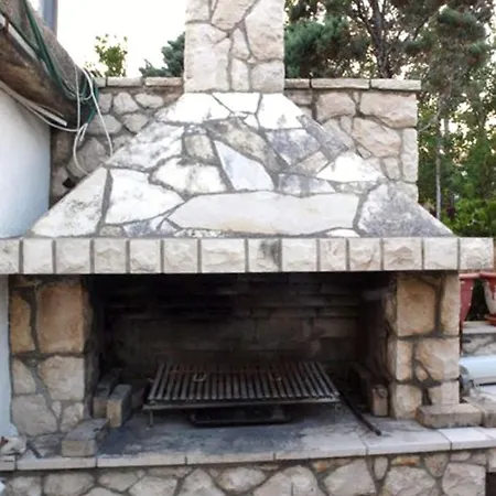 Apartments And Rooms With Hot Tub Nin, Zadar - 5858 Penzion