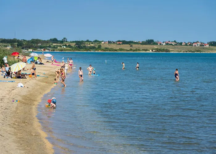 And By The Sea Nin, Zadar - 5858 בית הארחה נין